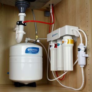 Distilled Water vs Purified Water? Here Is What The Experts Say.